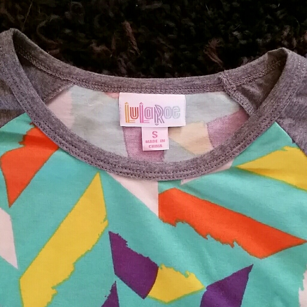LulaRoe Randy tee - Picture 3 of 4